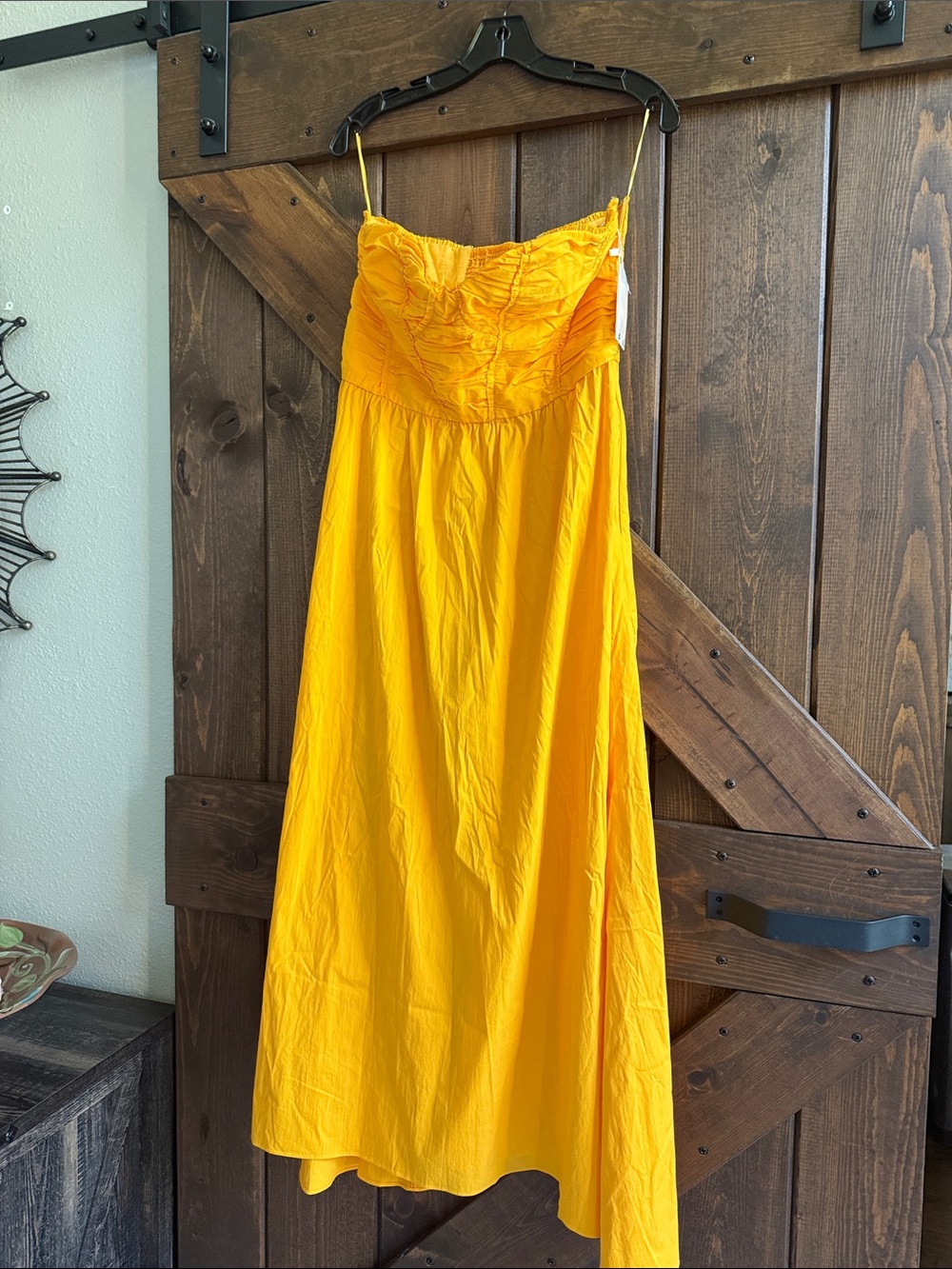 Strapless dress